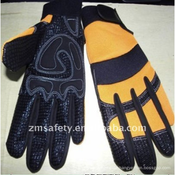 Heavy duty gloves with silicone printing JRM25